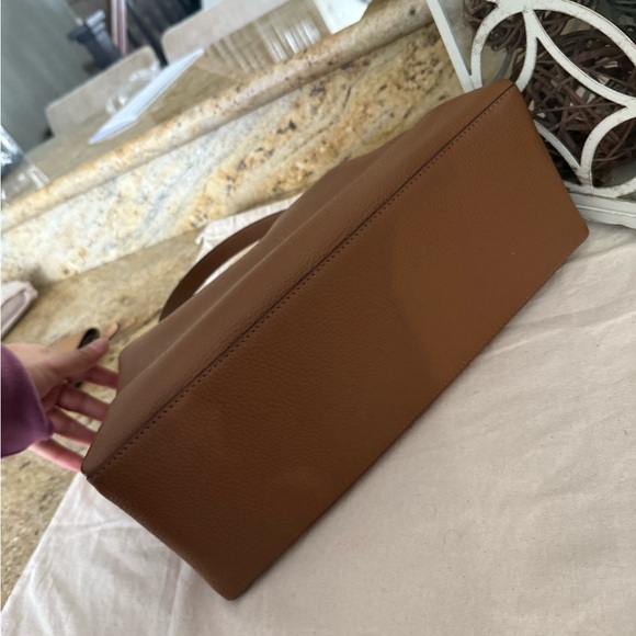 868+! New Tory Burch Britten in moose Leather Satchel and Britten cardholder - Picture 7 of 16